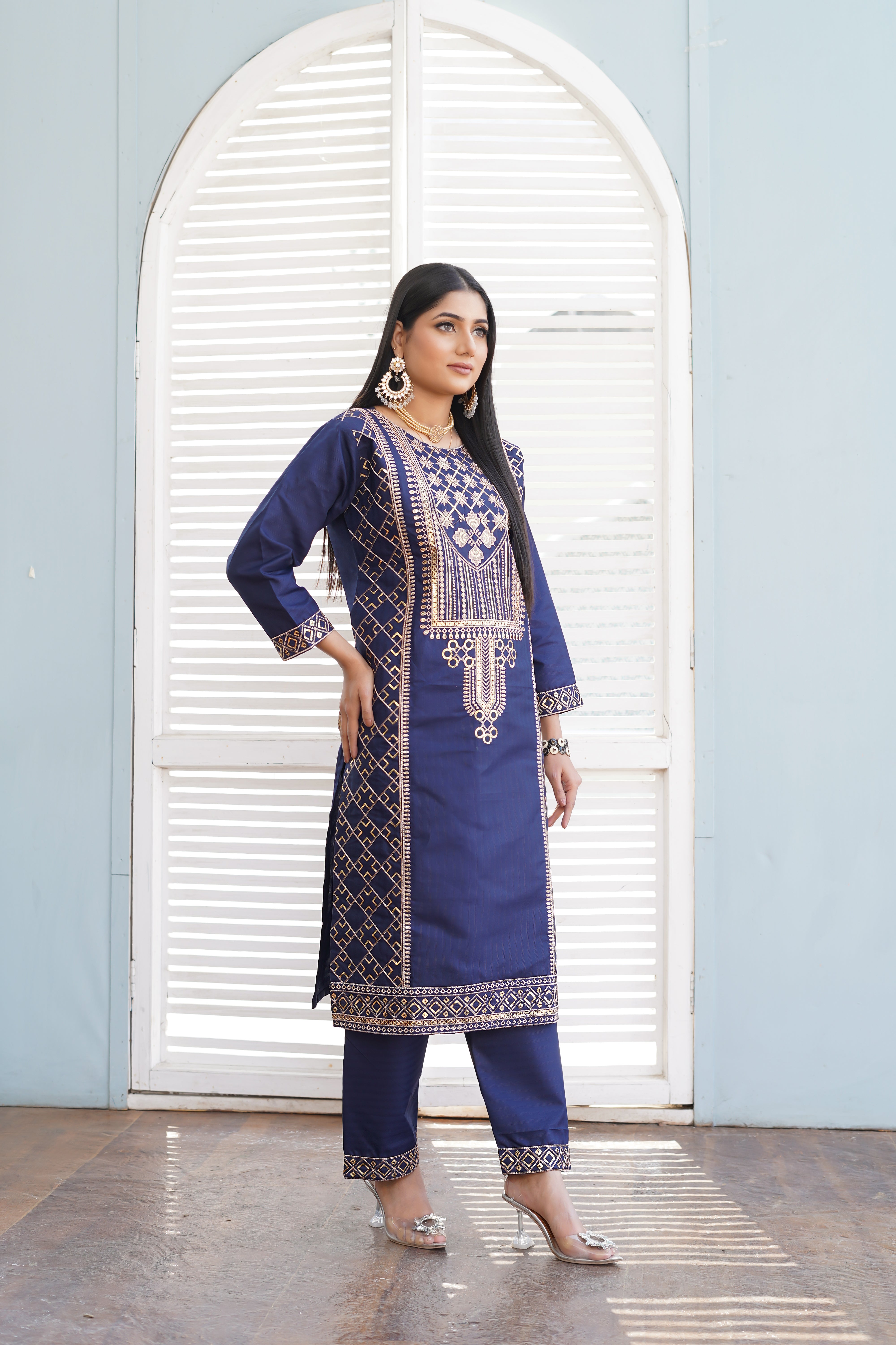 SWERA EMBROIDERED 2-PCS