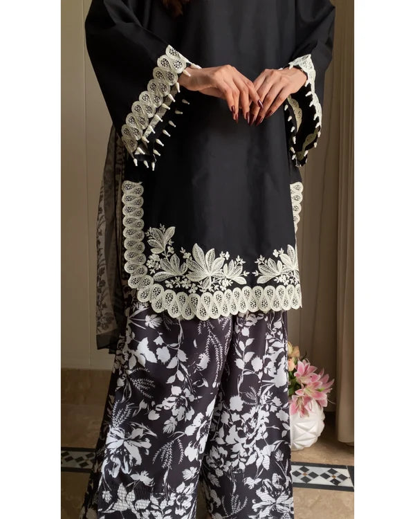 Mahe Embroidered - 3pc