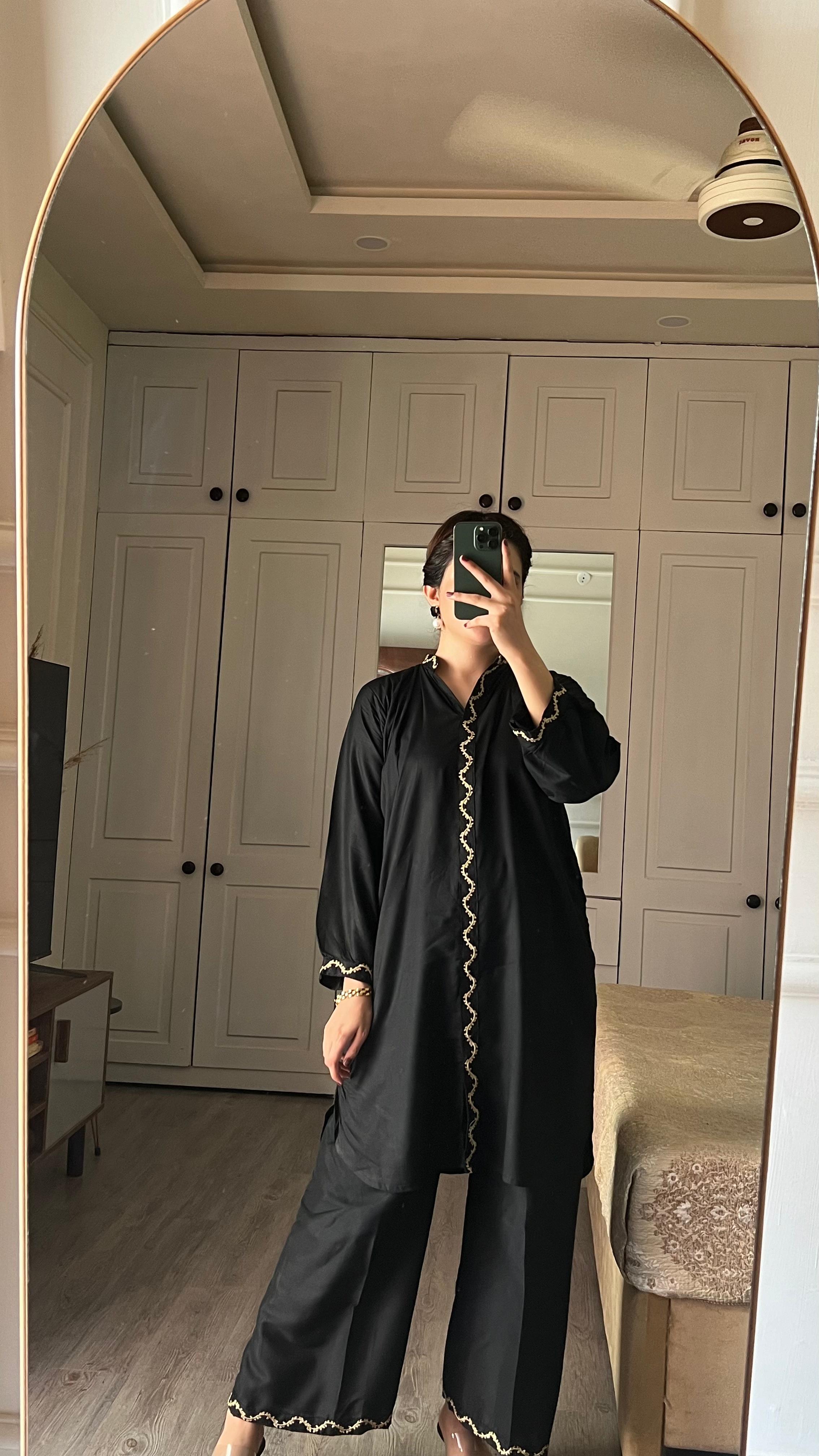 DASTAN EMBROIDERED 2-PCS